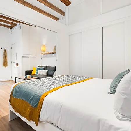 Apartment Almirall 11 *